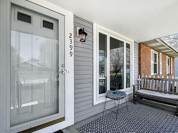 2nd image of 2399 Dorothy Ln