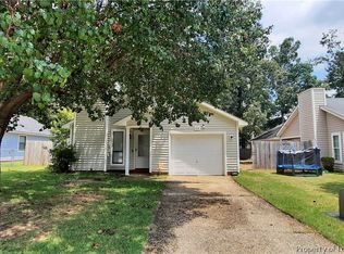6936 Timberwood Dr, Fayetteville, NC 28314