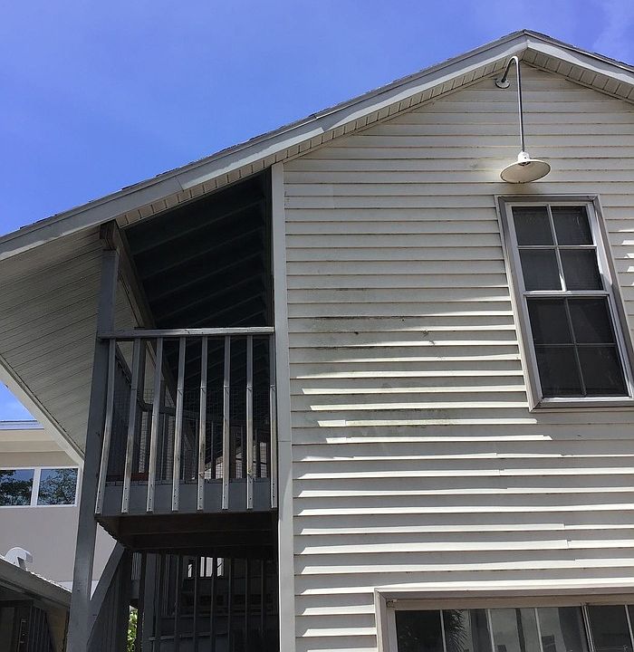 1st image of 1718 Laurel St
