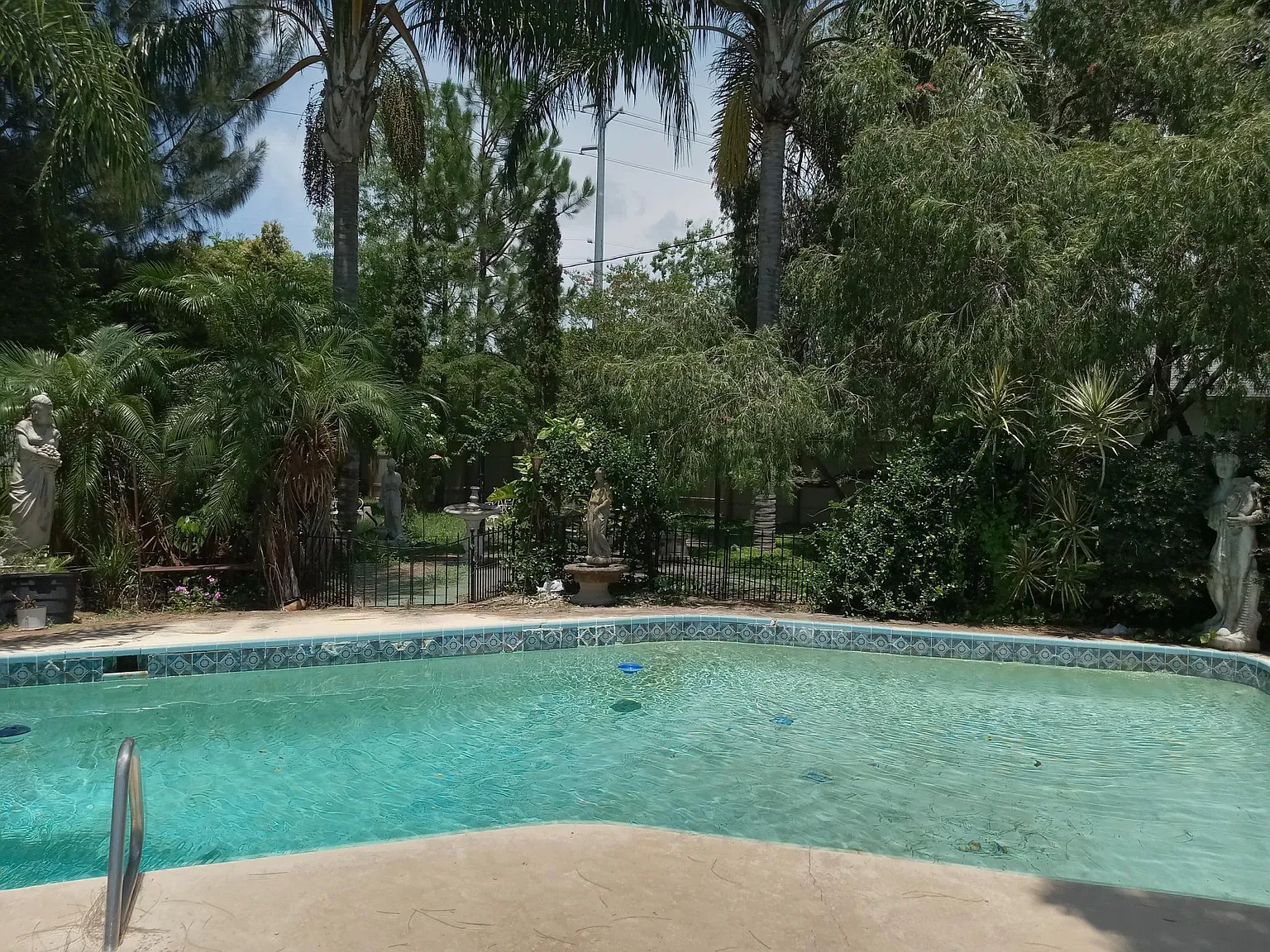 1981 Byram Dr — Photo 2