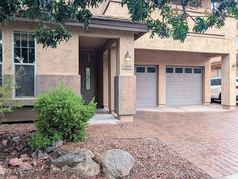 3858 E Morelos St — Photo 3