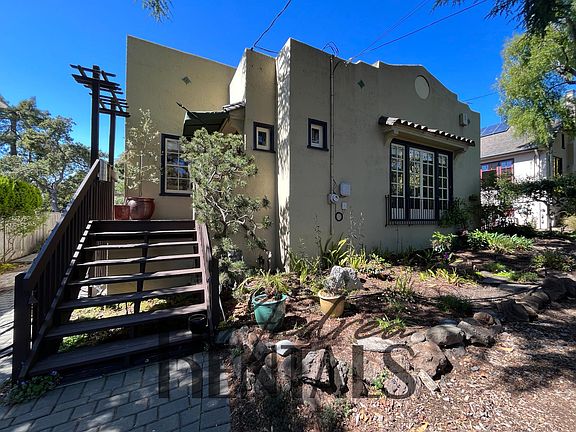 3rd image of 1943 Marin Ave