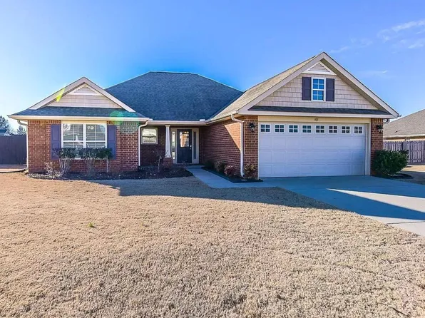 401 Summer Cove Cir NW, Madison, AL 35757