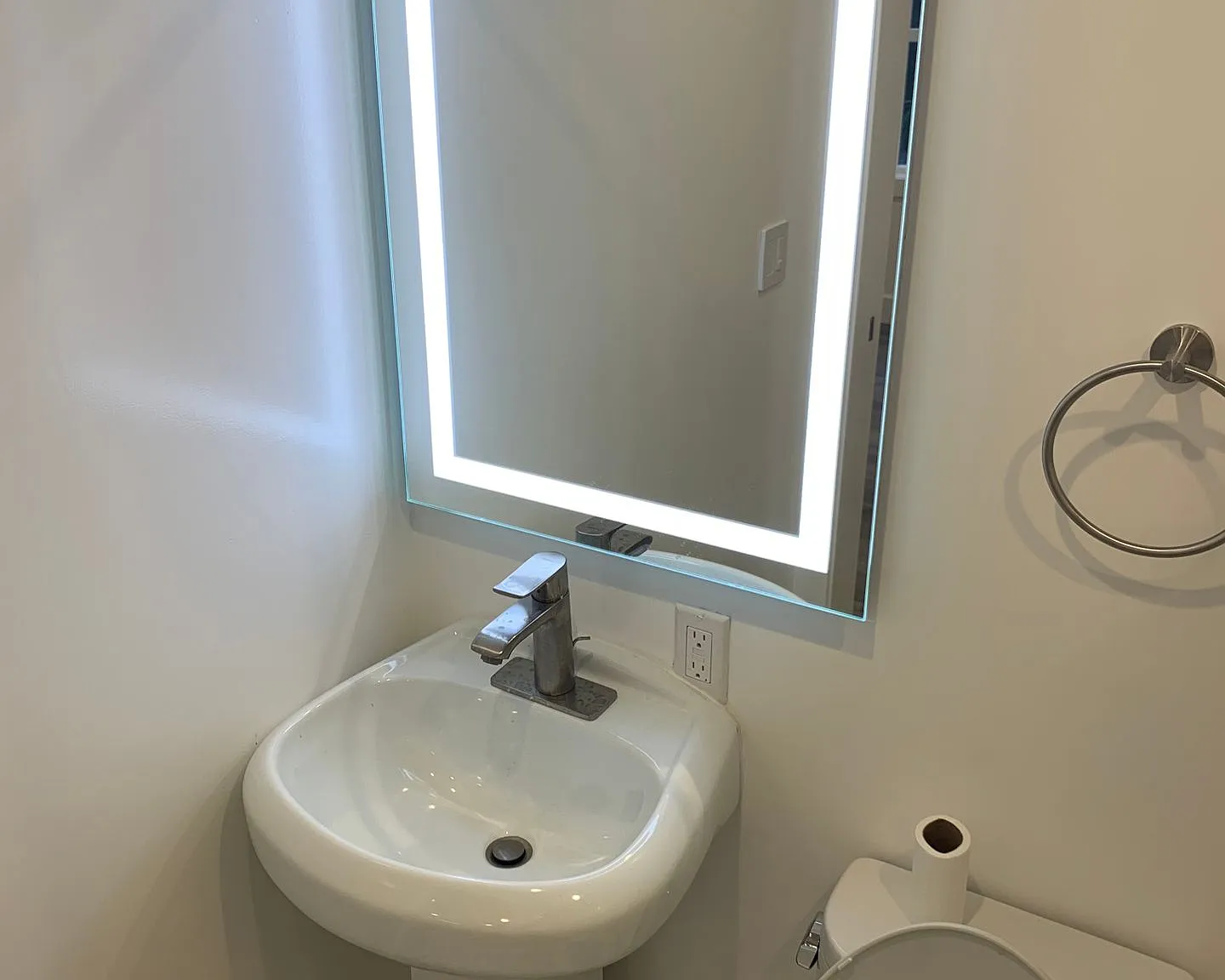 Room For Rent! — Photo 4