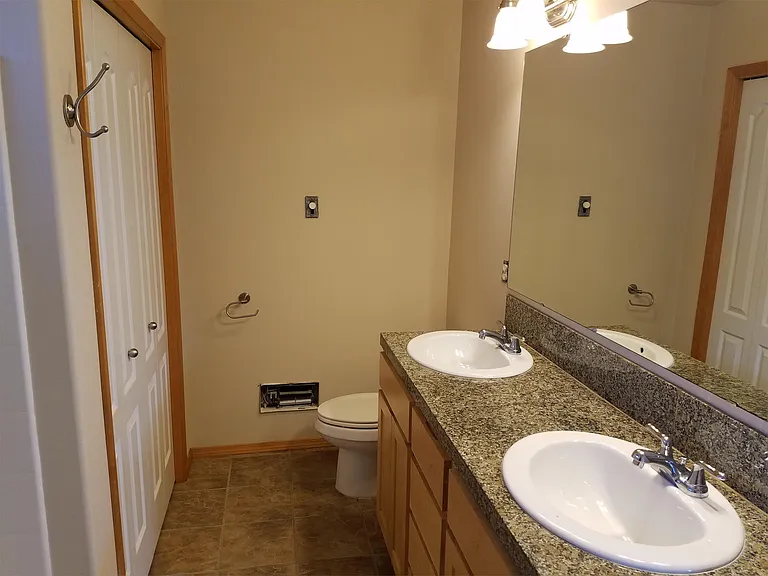 3222 Lombard Ave #C-1 — Photo 5