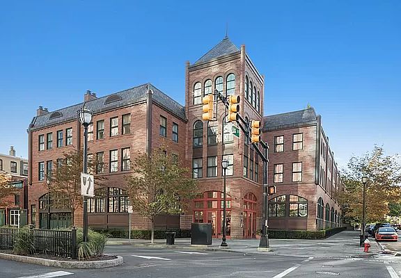 2nd image of 61 Grand St APT 3F