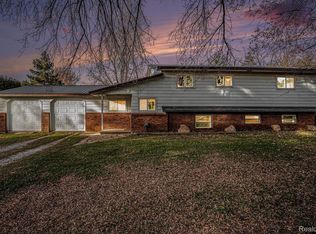 896 W Saginaw Rd, Mayville, MI 48744