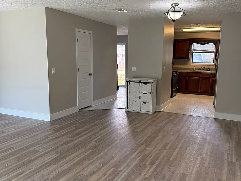 6221 Hibiscus Ave — Photo 16