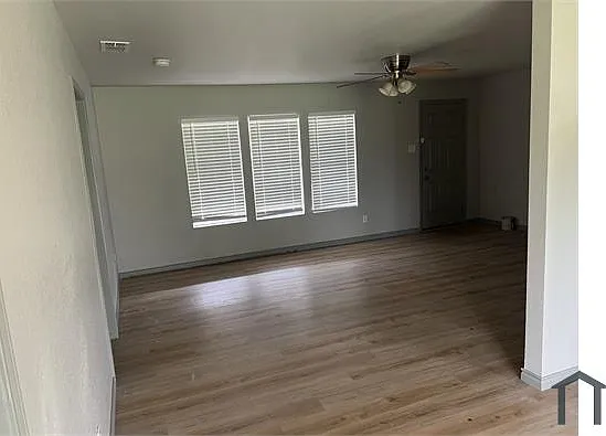 416 E Wildwood Dr — Photo 4