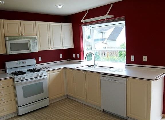 5th image of 13968 SE 153rd Dr
