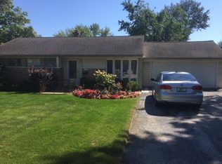 1100 Midway Rd, Northbrook, IL 60062