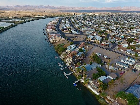 3rd image of 437 Riverfront Drive