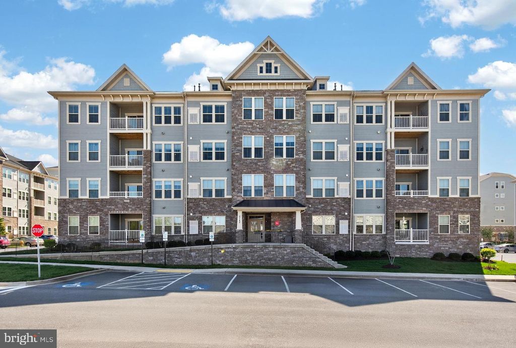 5742 Meadowood St #402, New Market, MD - View 2