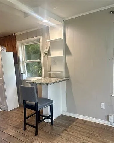 3 bed, 1.0 bath, 900 sqft, $1,650 — Photo 3