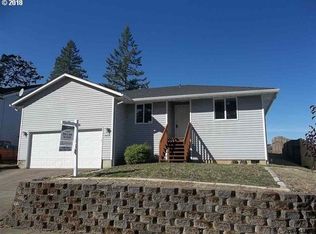 1612 SW Pioneer Dr, Willamina, OR 97396
