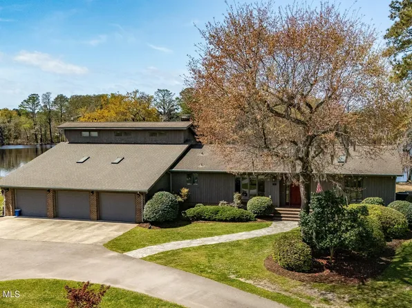 175 Gus Lane, New Bern, NC 28562