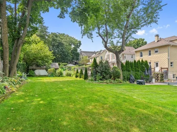 49 Grant Avenue, White Plains, NY 10603