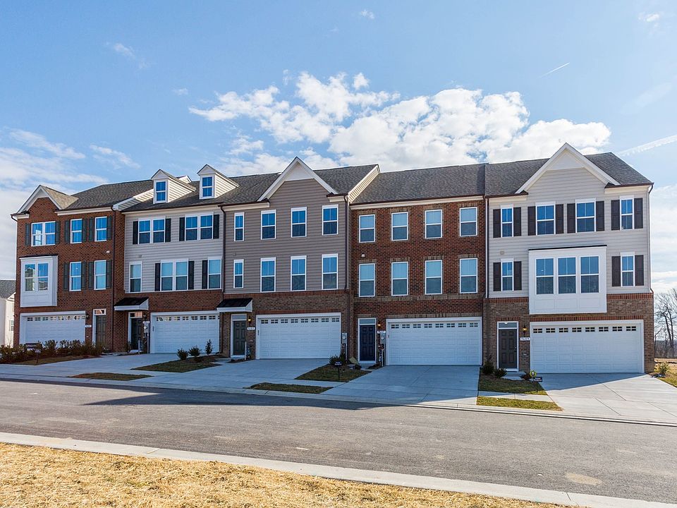 McPherson Front-Load Garage