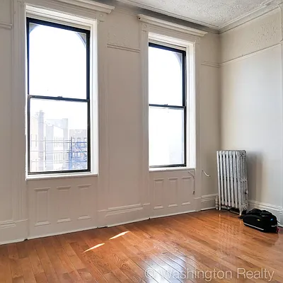 Rented by Washington Realty Corp. | media 42