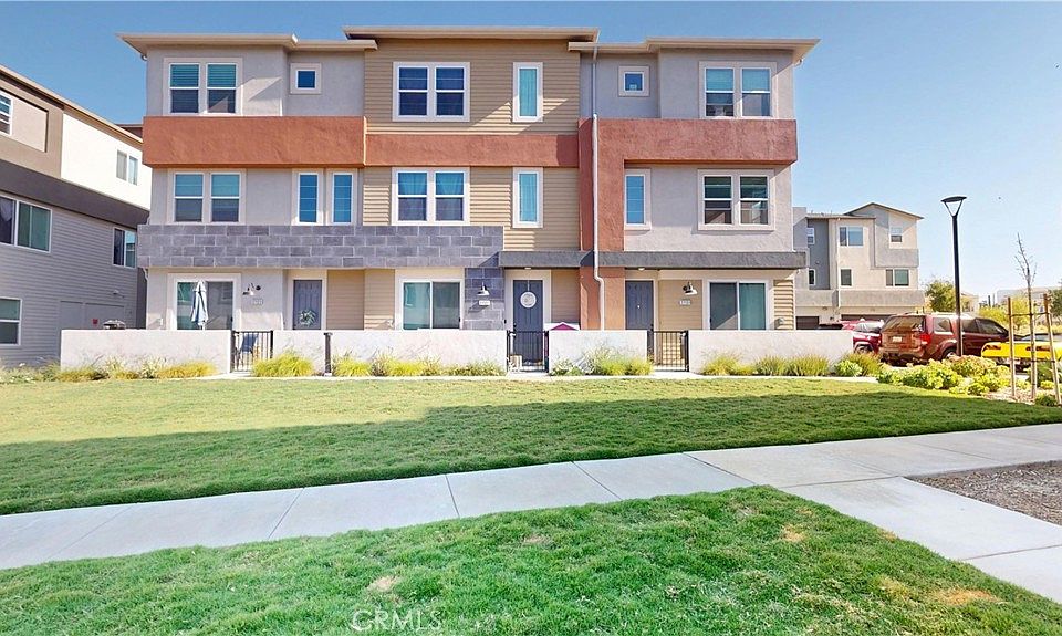 1st image of 27131 Observation Ct
