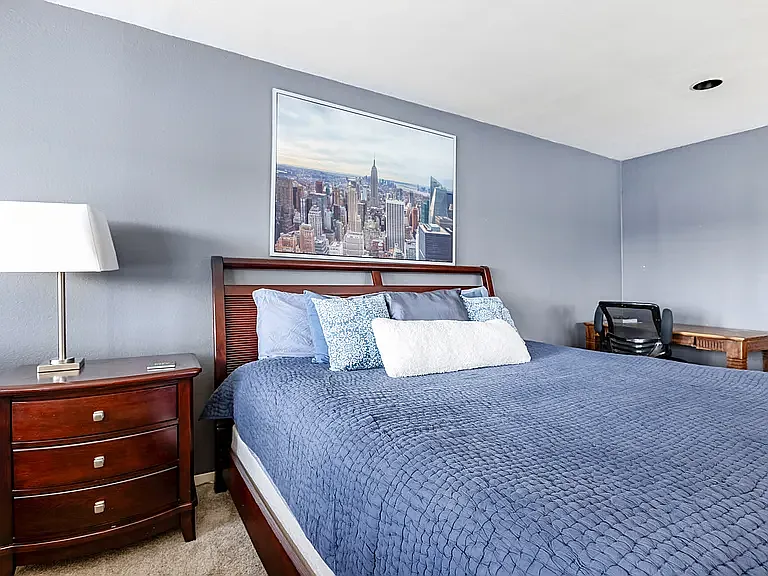 606 W Lynn St #5 — Photo 8