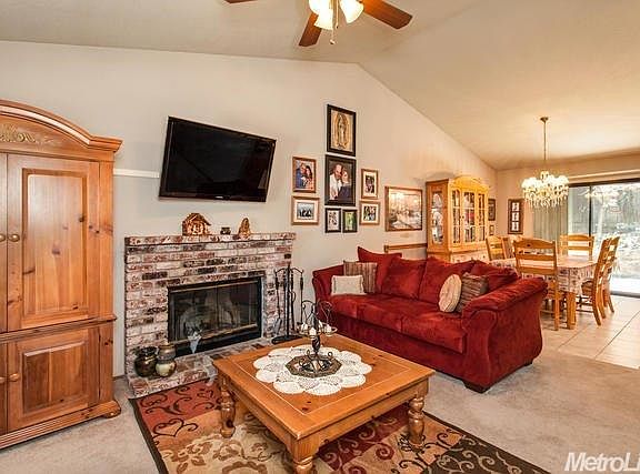 4th image of 864 Portside Cir