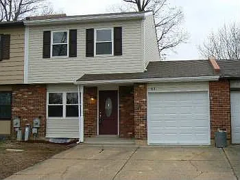 63 Bradley Dr photo 1