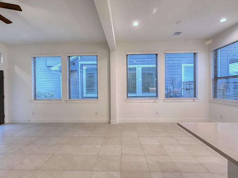 1535 Crystal Stream Dr — Photo 17