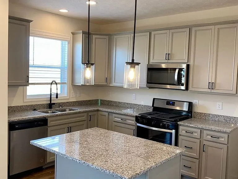 306 Raccoon Ave — Photo 6