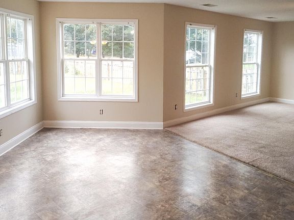 3rd image of 2549 Milsom Ln