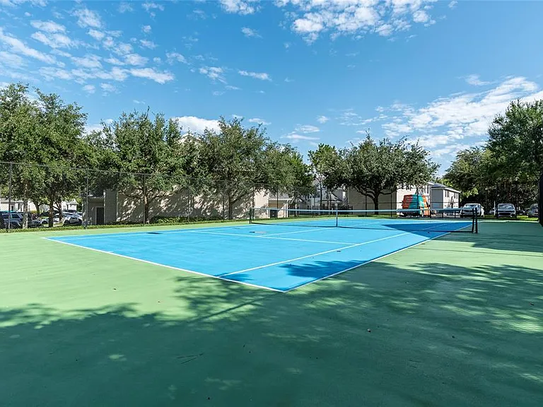 303 Southern Pecan Cir #107 — Photo 9