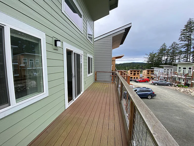 607 Finnegan Way — Photo 15