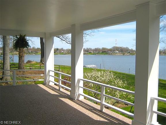 4th image of 631 Driftwood St