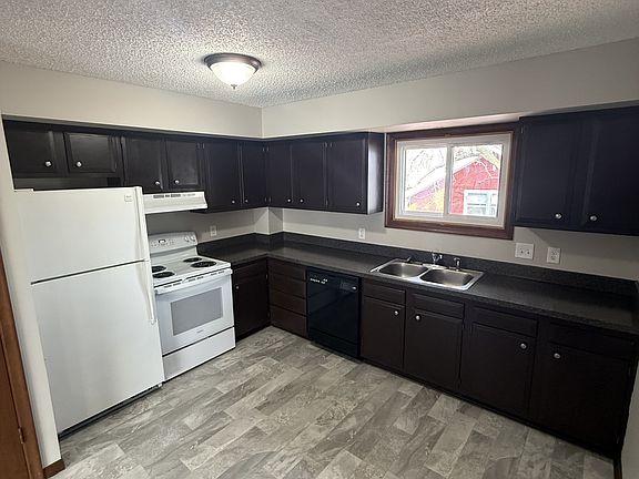 4th image of 46 Bradford St APT 6