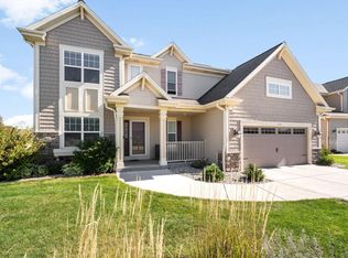 21679 S Weather Edge Cir, Lannon, WI 53046