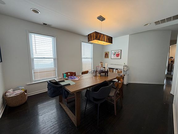 4th image of 2651 W Armitage Ave #2