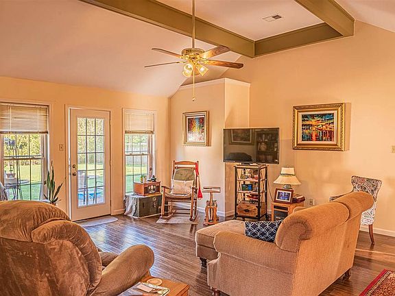 5th image of 4610 Wicklow Dr