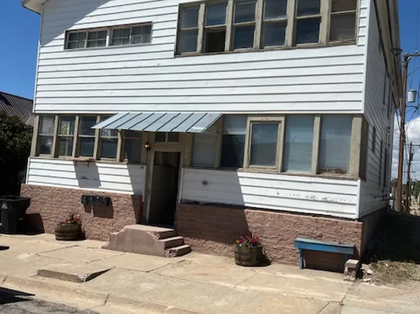 516 4th St #4, Rawlins, WY 82301