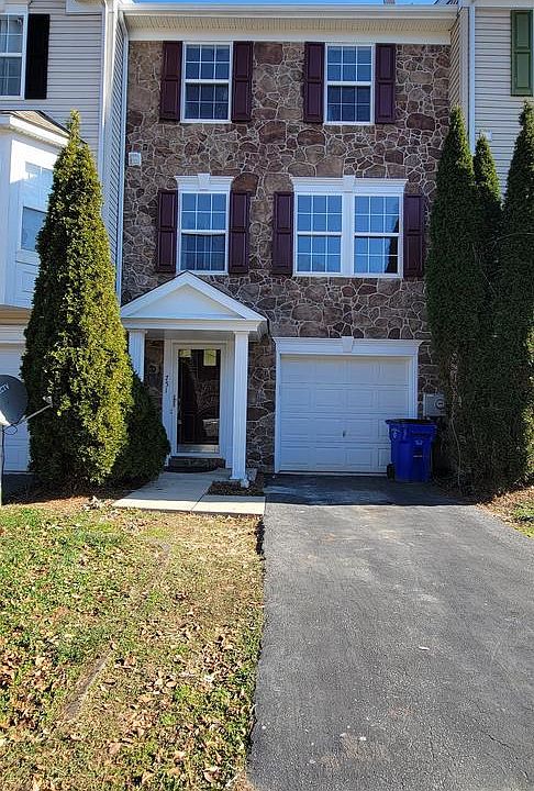 1st image of 751 Monet Dr