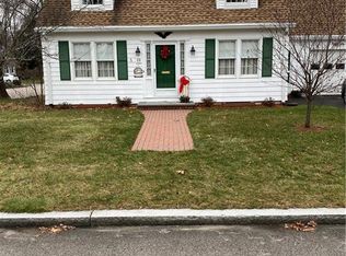 39 Harris St, Riverside, RI 02915