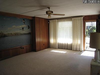 5th image of 313 Blakeley St