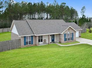 21594 E Ridge Dr, Saucier, MS 39574