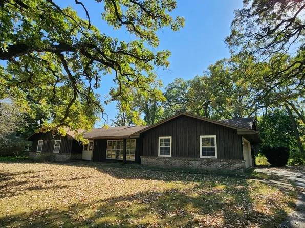 4390 Lehighton Downs Dr, Rockford, IL 61101