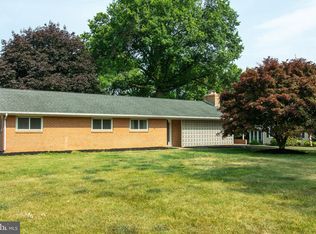 15 Greenvale Rd, Westminster, MD 21157