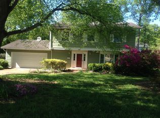 1107 Cheddington Dr, Charlotte, NC 28211