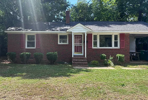 924 Crestmere St Photo 1