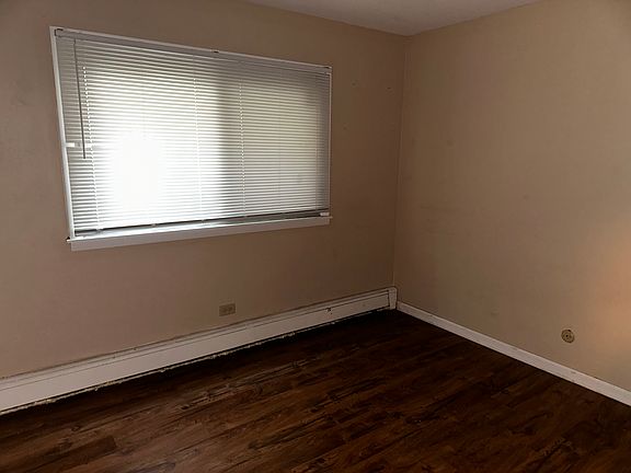 3rd image of 1031 N Harlem Ave #1B