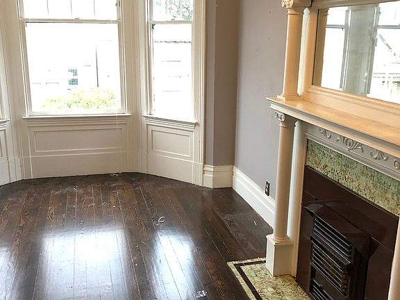 2nd image of 2763 Bush St APT E
