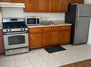 123 Essex Dr #3, Staten Island, NY 10314