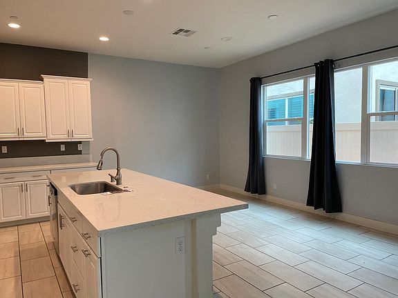 5th image of 15819 Ellington Way